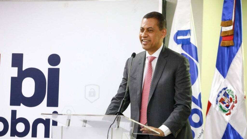 Presidente de INDOTEL alerta sobre manipulación en redes y propone nueva ley para proteger la veracidad informativa