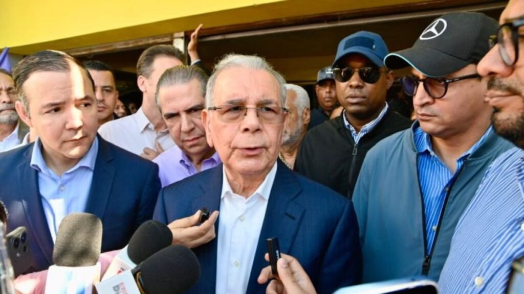 Danilo Medina reaviva debate sobre inauguración de Las Parras