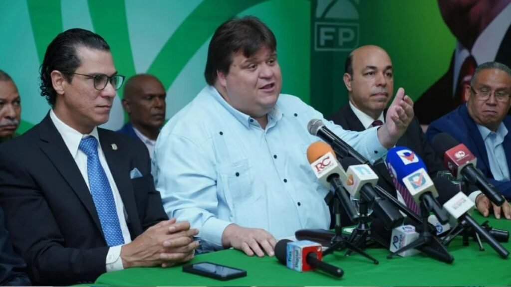 Fuerza del Pueblo exige al PRM revelar nombres de funcionarios mencionados por Paliza