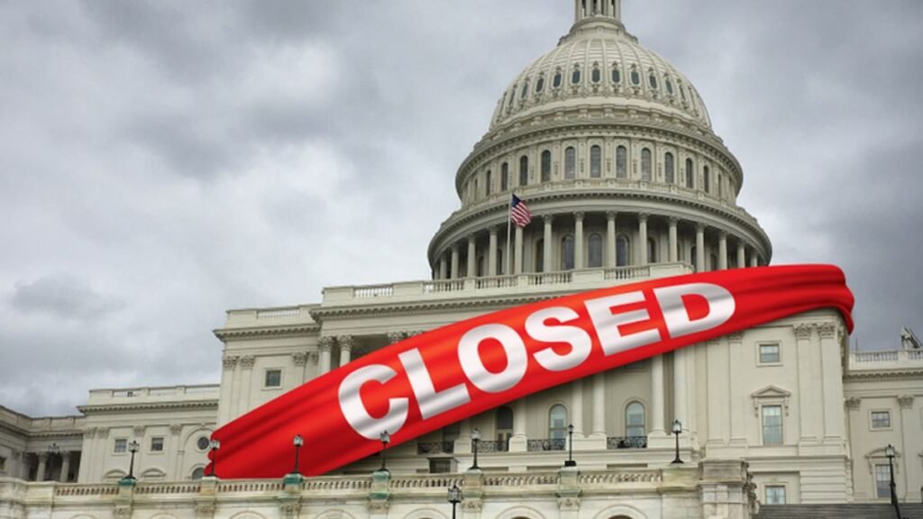 Senado de EE.UU. se reúne de emergencia en intento por poner fin al cierre gubernamental más prolongado en años