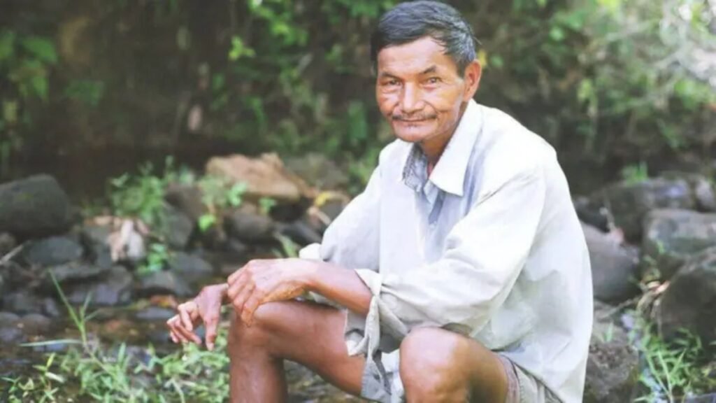 Agricultor vietnamita asegura no haber dormido en más de 60 años y desafía la biología