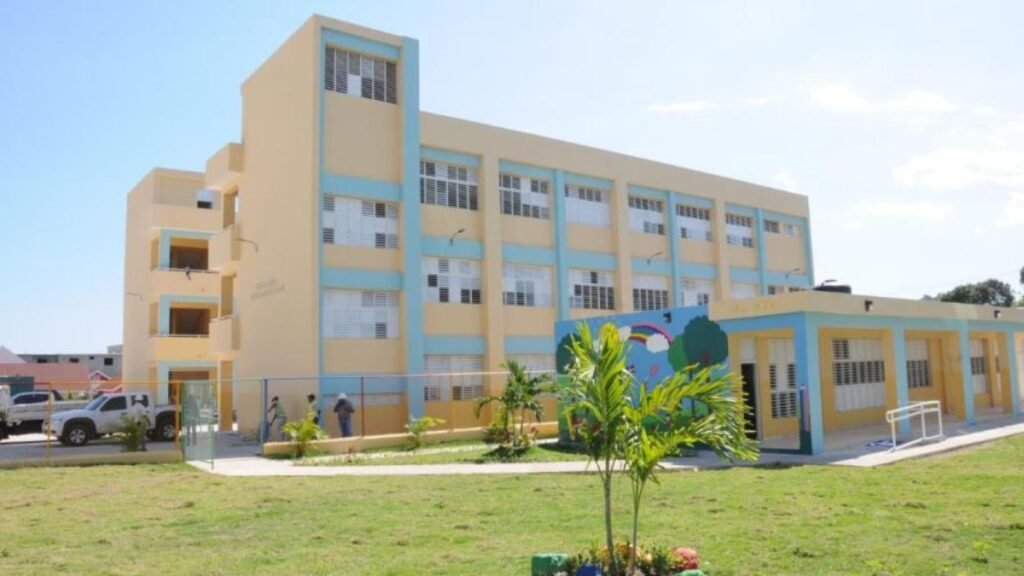 Gobierno intervendrá más de 250 escuelas durante las vacaciones de Navidad