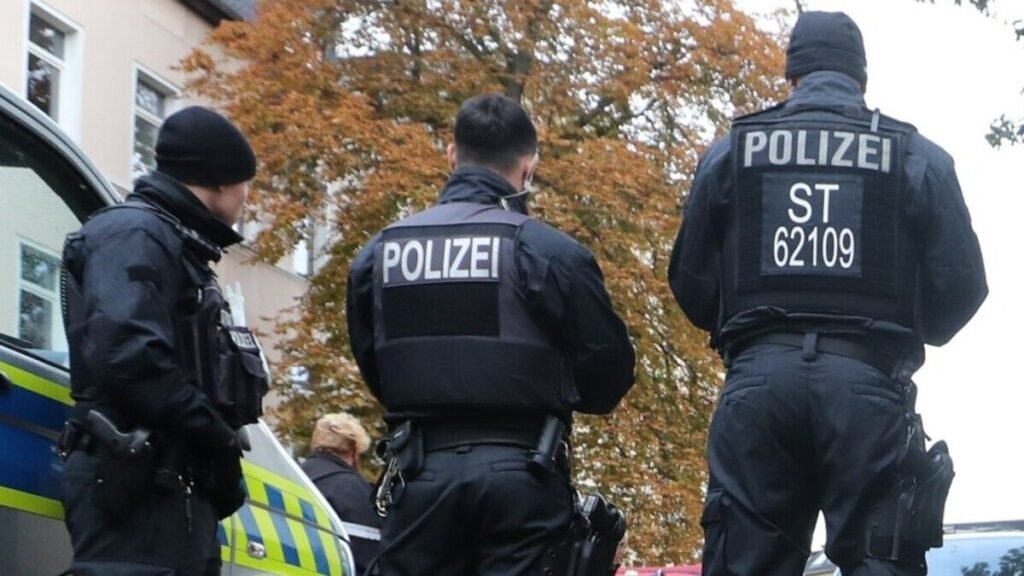 Un inmigrante turco asesina a puñaladas a su exmujer en Alemania y las autoridades critican que se mencione su nacionalidad