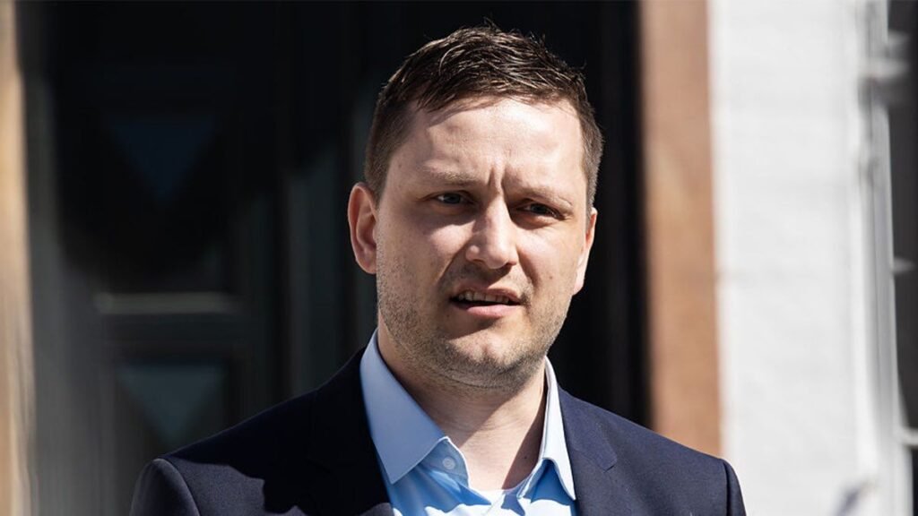 Primer ministro de Groenlandia llama a la población a prepararse ante posibles ocupacion de Estados Unidos