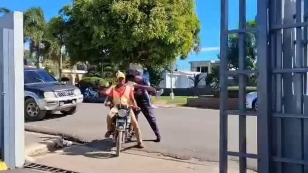 Intoxicación masiva de estudiantes y profesores afecta escuela Sabana Grande de Boya