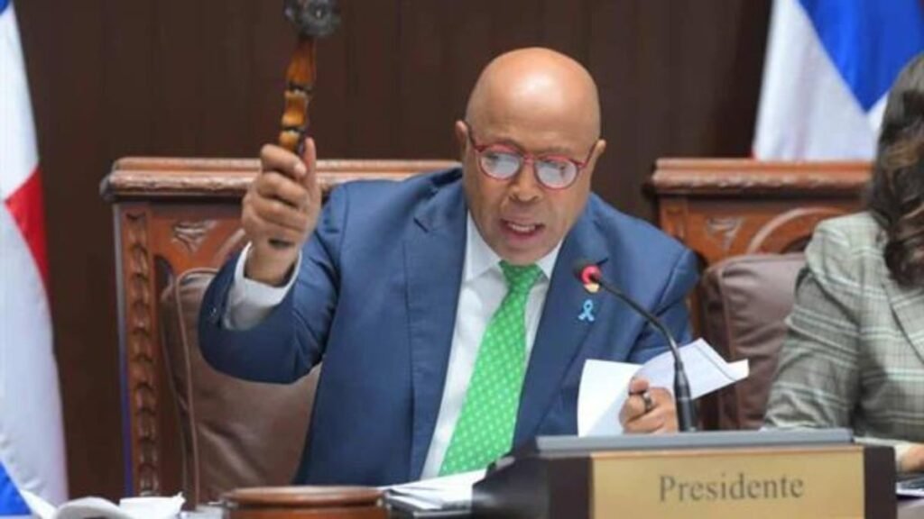 Pacheco acusa cancelaciones en la DGII de beneficiar a “arribistas” y golpear a la base del PRM