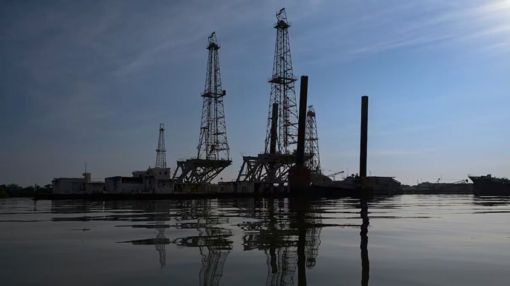 Ataque de EE. UU. a Venezuela dispara alarmas en los mercados petroleros