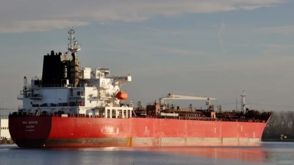 Buque Mia Grace que zarpó con combustible hacia Cuba cambia de rumbo y se dirige a República Dominicana