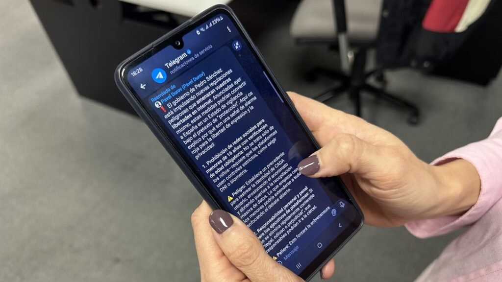 Pável Dúrov, fundador de Telegram, cuestiona restricciones a redes sociales en España