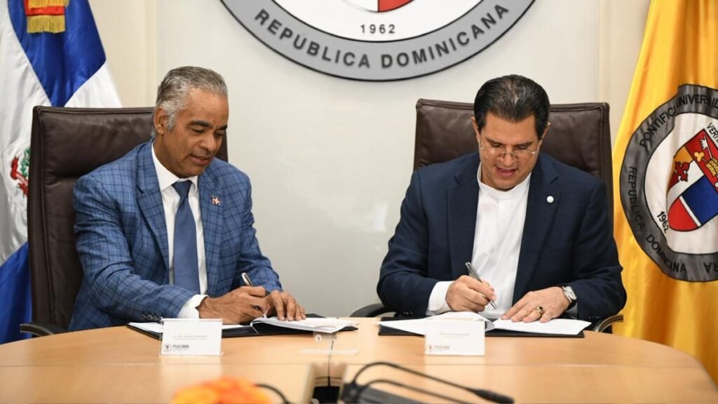 Energía y Minas y la PUCMM impulsan diplomado para fortalecer periodismo en minería