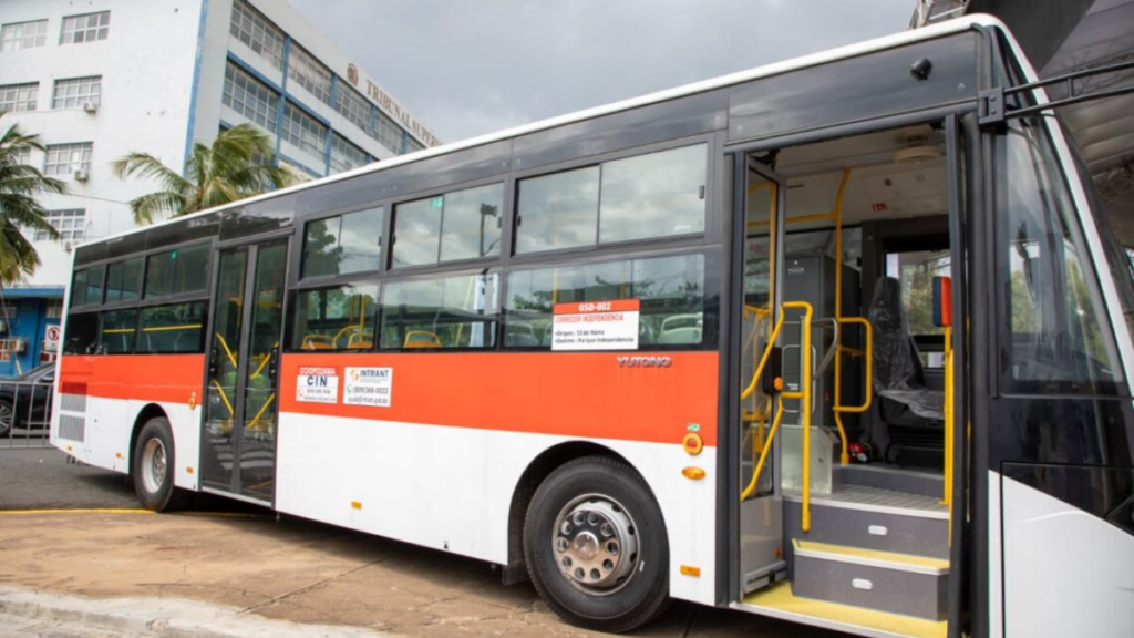 Abinader inaugura el Corredor Independencia y fortalece el Sistema Integrado de Transporte en el Gran Santo Domingo