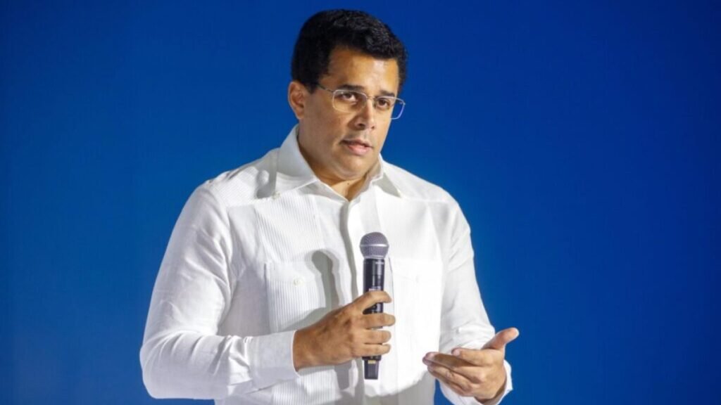 David Collado encabeza preferencias para la candidatura presidencial del PRM, según encuesta