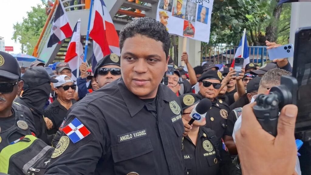 Angelo Vásquez denuncia amenazas y advierten riesgos a su seguridad