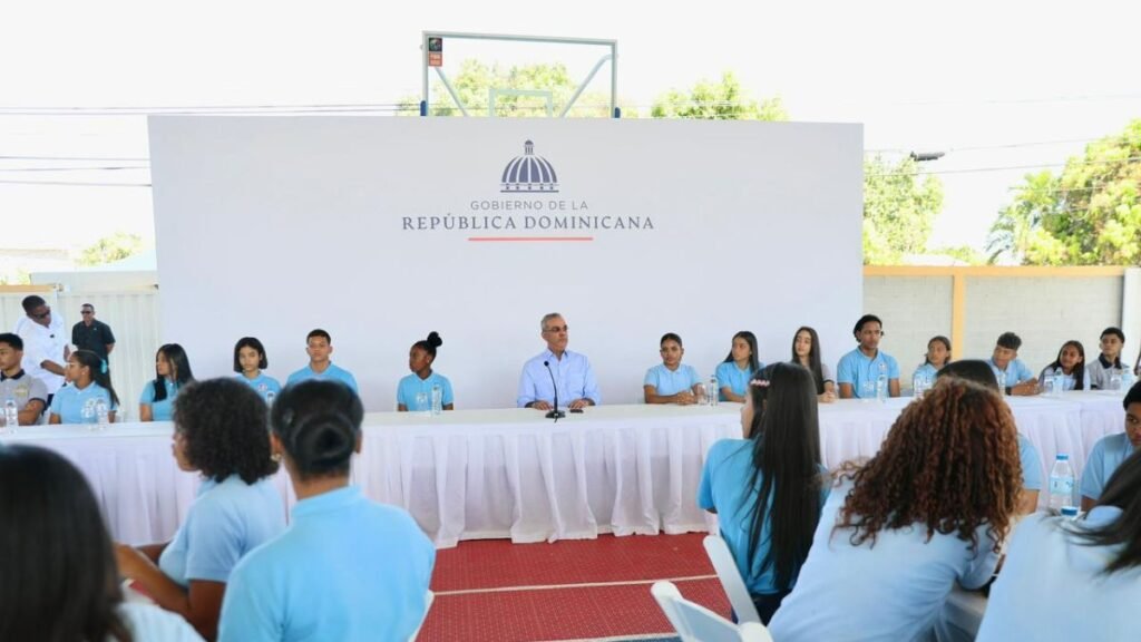 Abinader afirma que hub digital de Google impulsará empleos y formación tecnológica para jóvenes