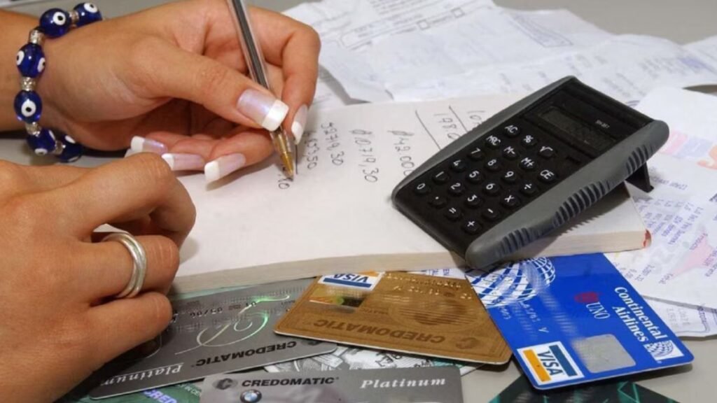 Bancos podrían negar acceso a cuentas por historial de deudas en República Dominicana