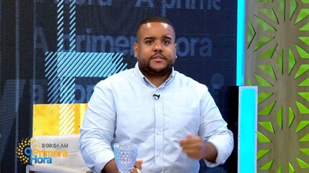 Comunicador Luis Álvarez: “Si no se atacan las mafias que transportan a los haitianos, no servirán de nada las deportaciones”