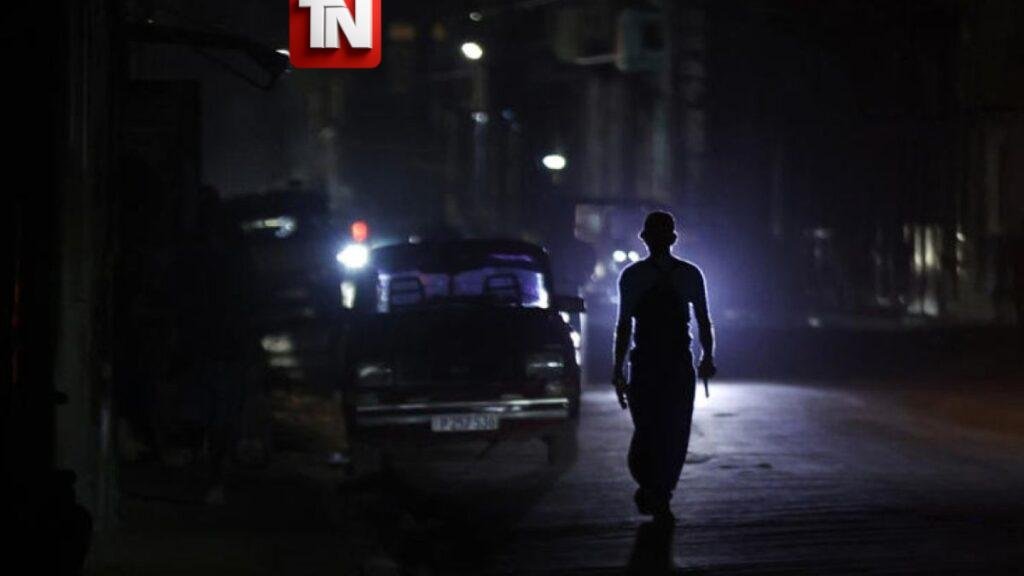 Cuba vuelve a quedar a oscuras tras apagón masivo en medio de su aguda crisis energética