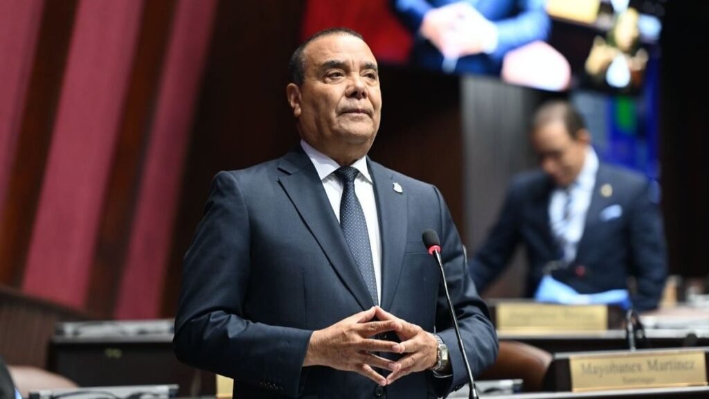 Diputado asegura que deuda pública dominicana ronda los US$80,000 millones y contradice cifras oficiales