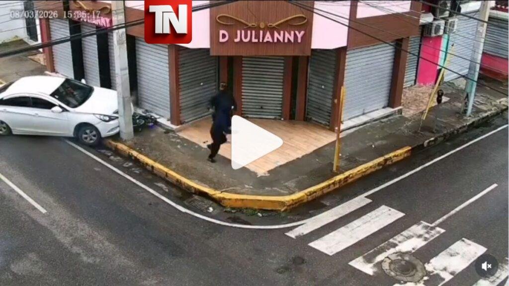 Video: Conductor frustra asalto a mujer en Santiago; ciudadanos y talleres ofrecen reparar su vehículo