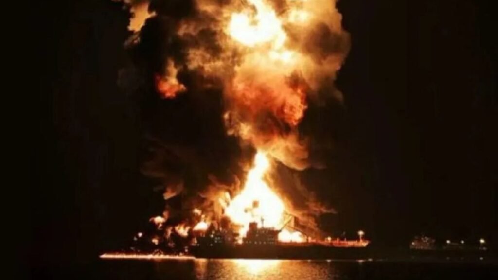 Irán ataca navío petrolero vinculado a Estados Unidos en el estrecho de Ormuz