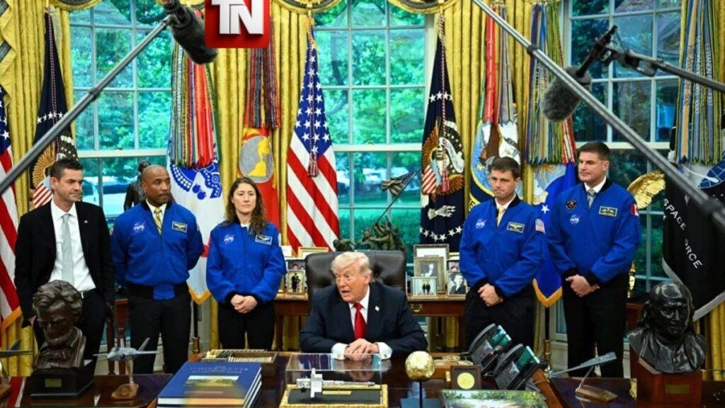 Trump reconoce a astronautas de Artemis II en la Casa Blanca tras histórica misión lunar