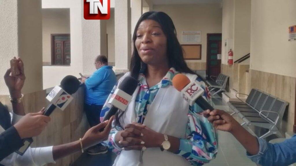 Piden 7 años de cárcel contra Elizabeth Silverio en nuevo juicio por usurpación en salud