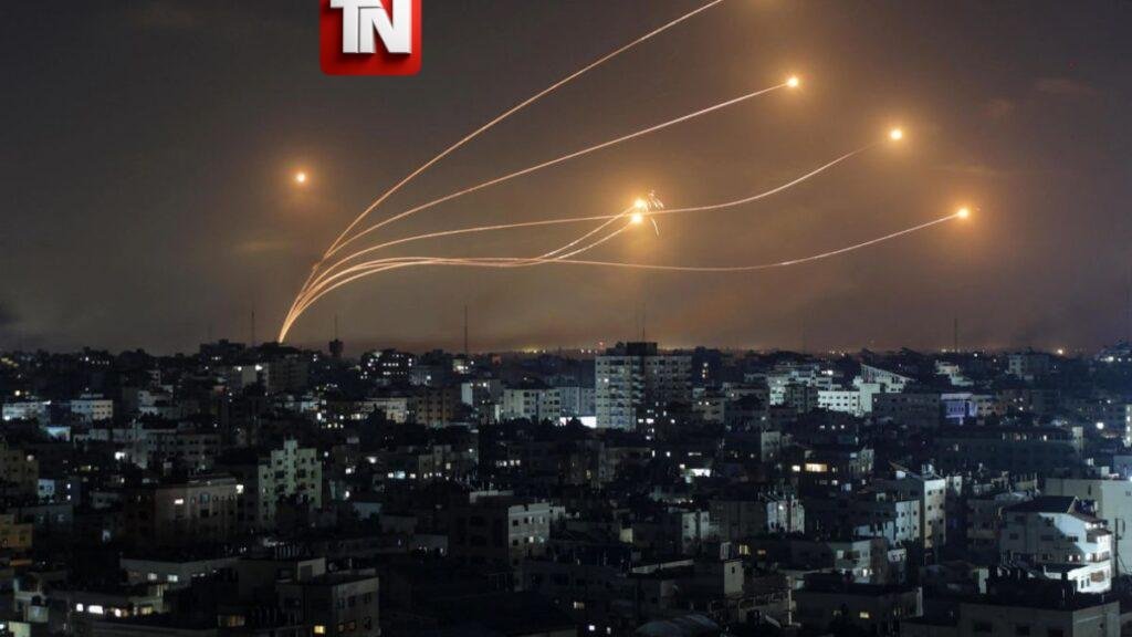 Israel lanza intensos ataques en Gaza para eliminar al nuevo jefe militar de Hamás