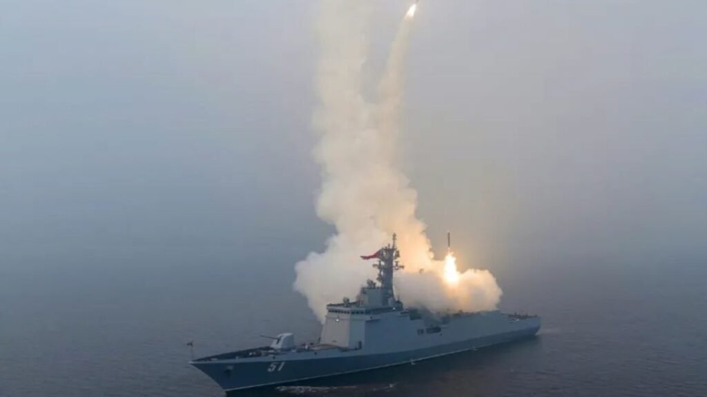 Kim Jong Un impulsa la transformación de la marina norcoreana en una fuerza con capacidad nuclear