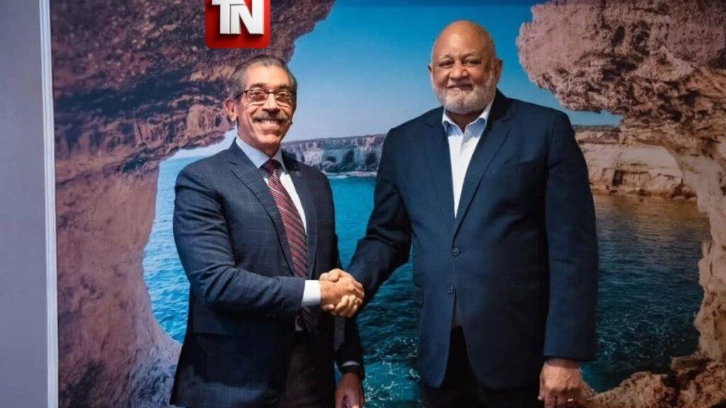 Roberto Fulcar Felicita al Dr. Jorge Asjana por su victoria en las elecciones de la Universidad Autónoma de Santo Domingo (UASD)