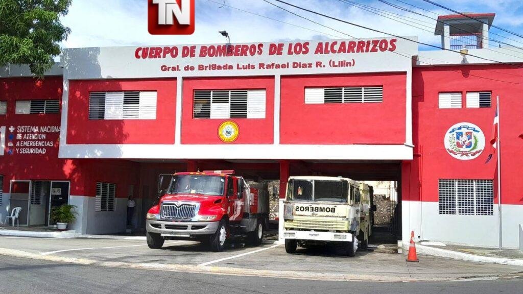 Los Alcarrizos queda prácticamente indefenso ante incendios: camión de bomberos permanece averiado y obliga a pedir auxilio a otro municipio