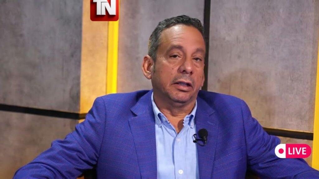Esposa que intentó declarar "loco" a su esposo para quedarse con constructora en SDE recibe prisión domiciliaria