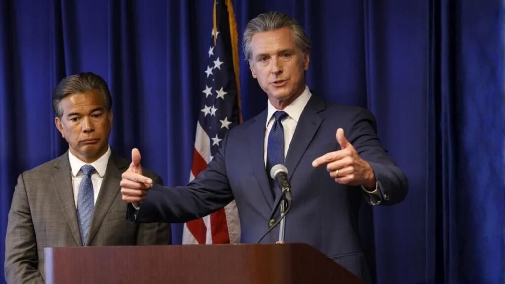 California demanda al Gobierno federal por reactivar oleoductos sin controles ambientales