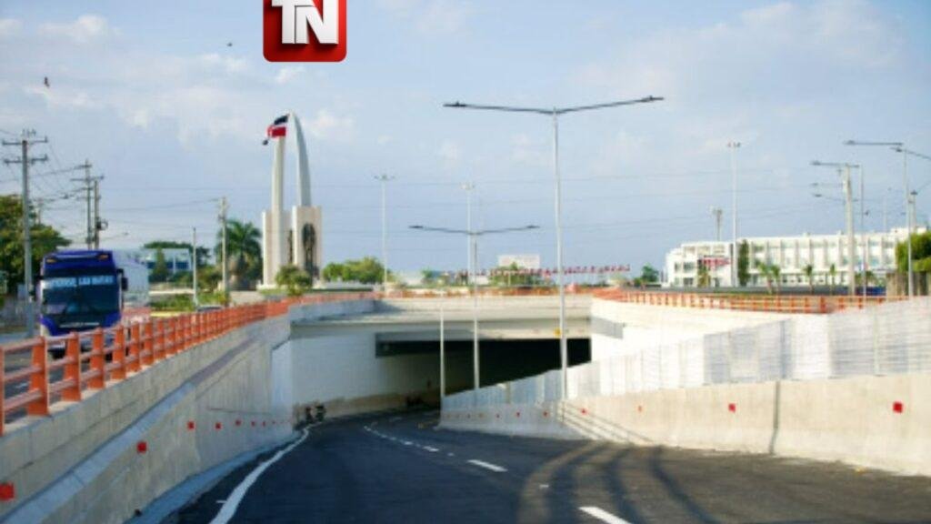 Ciudadanos destacan mejoría en el tránsito tras inauguración del túnel de la Plaza de la Bandera