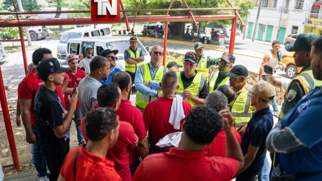 INTRANT interviene 17 rutas en Santiago por aumentos no autorizados en precio del pasaje y fiscaliza 85 vehículos irregulares