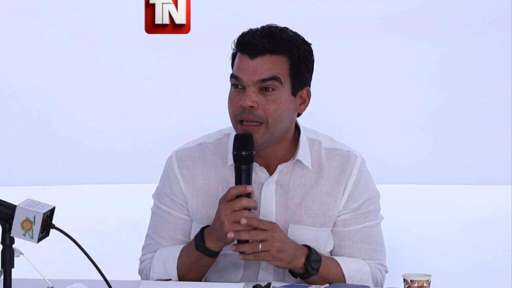 Wellington Arnaud: “El posicionamiento lo da la cercanía con el territorio, lo demás es truco de cámara”