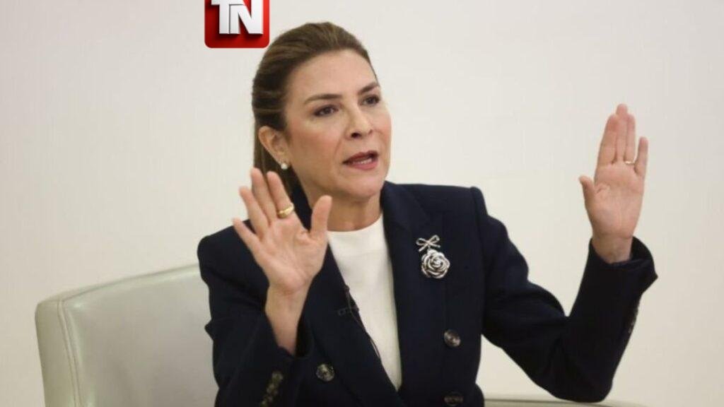 Experiencia en la gestión pública fortalece proyección presidencial de Carolina Mejía, afirman analistas