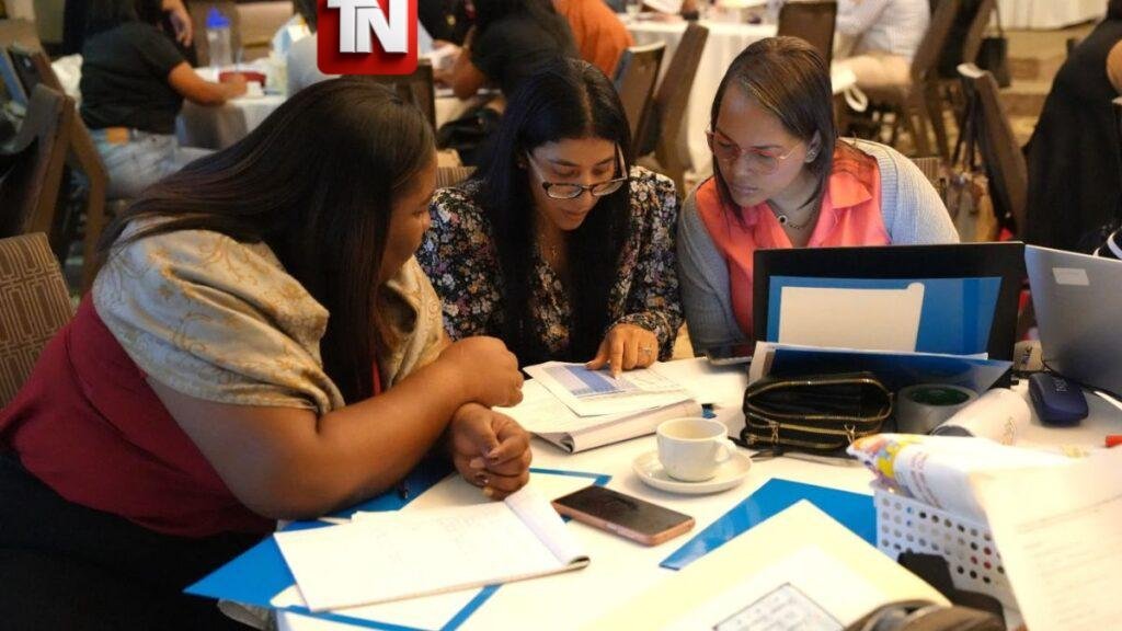 MINERD capacitará a más de 90,000 docentes previo al inicio del año escolar 2026-2027