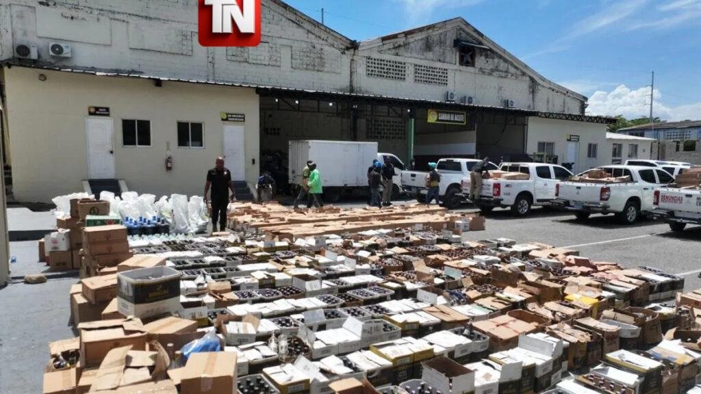 Desmantelan fábrica clandestina de ron adulterado en San Cristóbal