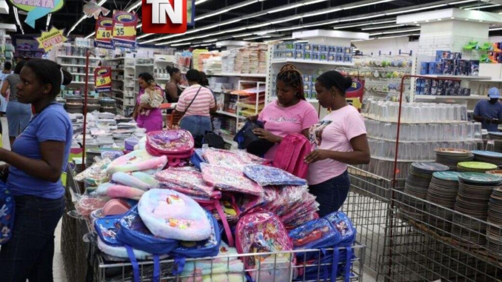 Inicia la temporada de compras escolares entre ofertas y preocupación por el alza de los precios