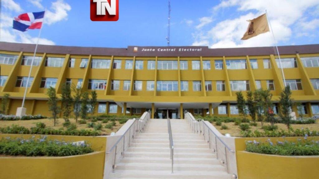 JCE advierte al Centro Económico del Cibao por difundir encuesta electoral fuera del período permitido