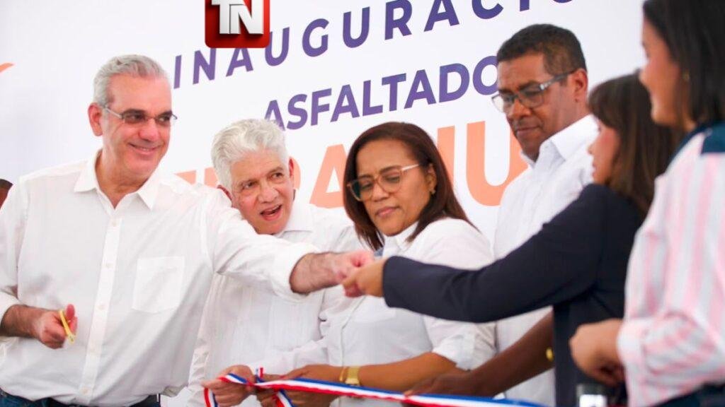 Presidente Abinader inaugura puente sobre río Penitente en Boca de Cachón uniendo comunidades históricamente aisladas; impacta a más de 11,750 personas