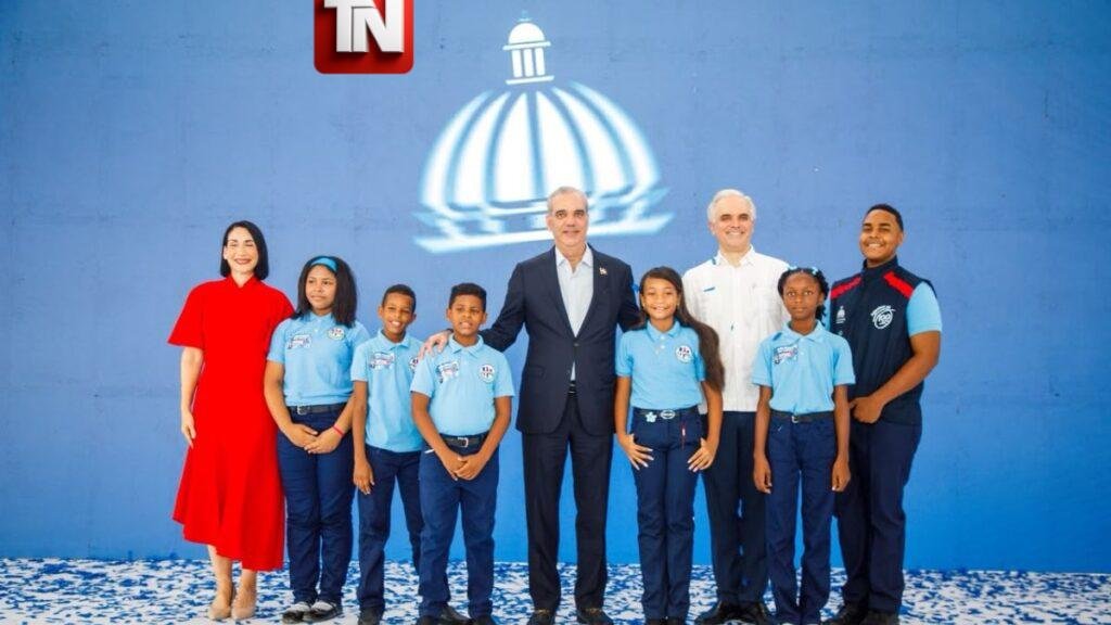 Presidente Abinader da inicio al año escolar 2026-2027 con más de dos millones de estudiantes convocados y afirma: “La República Dominicana que soñamos para el 2036 comienza hoy, en cada aula que abre sus puertas”