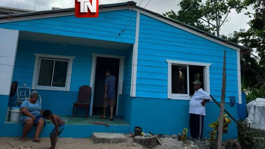 Alcaldía de Cabarete entrega nueva vivienda a familia en condiciones de vulnerabilidad