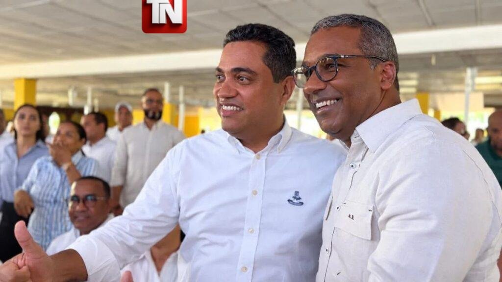 Agustín Burgos proclamado coordinador de campaña de David Collado en La Vega