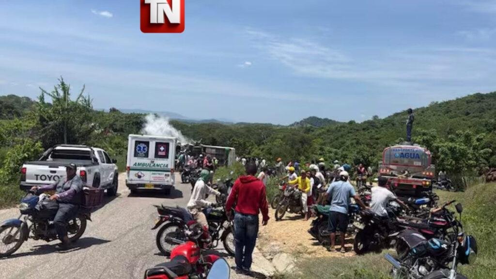 Accidente de autobús escolar en Colombia deja dos muertos y 35 heridos