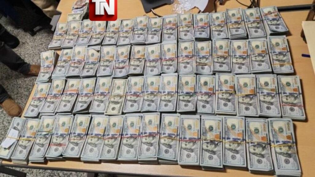 Aduanas decomisa más de 600 mil dólares a colombiano en el AILA