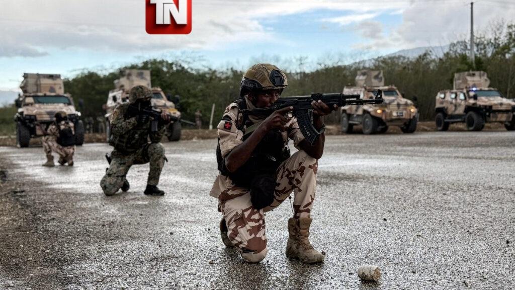 El Salvador autoriza a su Ejército a apoyar fuerza contra pandillas en Haití
