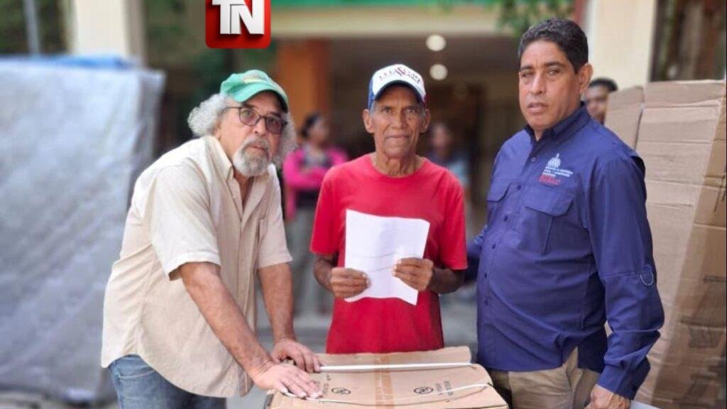 Gobierno lleva asistencia integral a más de 200 familias vulnerables en la provincia de La Vega a través de DASAC