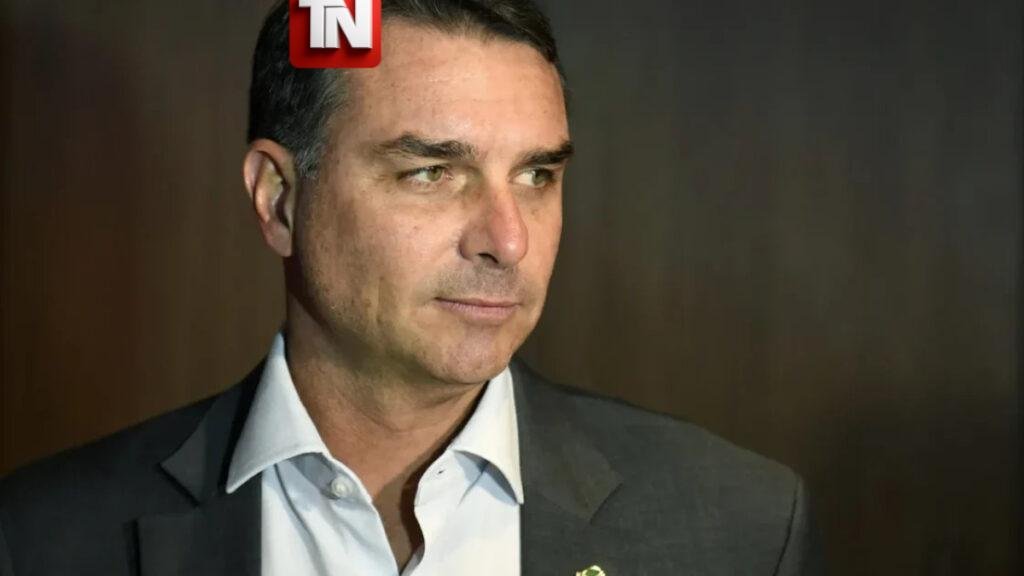 División en la derecha brasileña tras rechazo del Partido Liberal a Flávio Bolsonaro